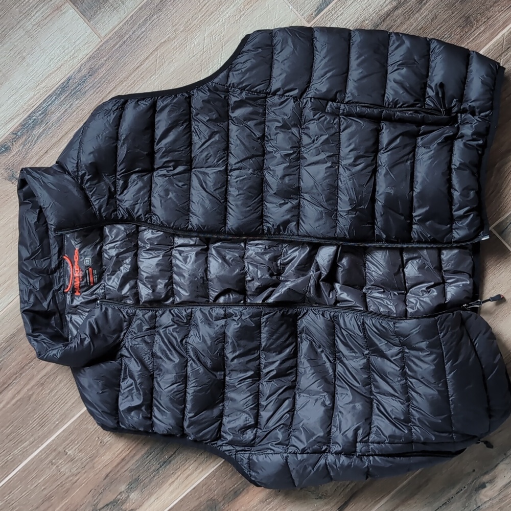 Men's Hawk puffer vest xxl